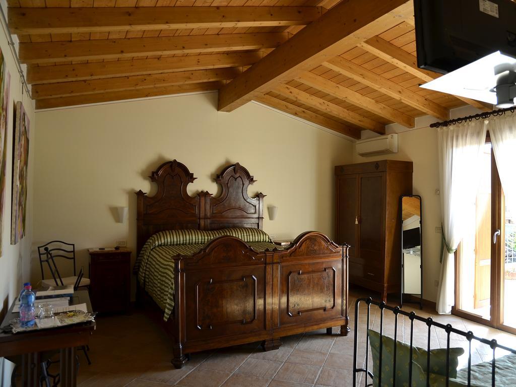 9 Muse Bed And Breakfast Canneto sull'Oglio Екстериор снимка