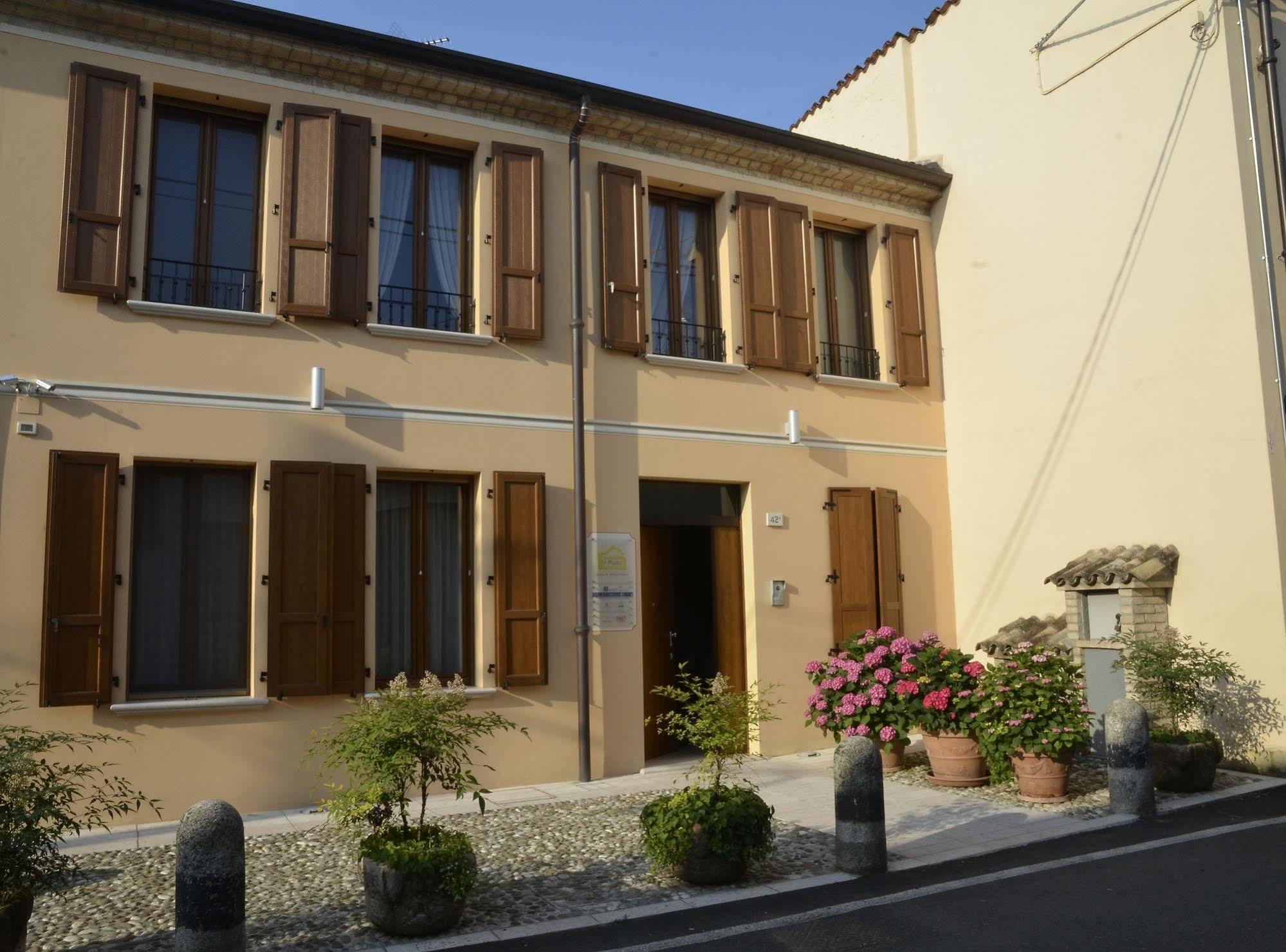 9 Muse Bed And Breakfast Canneto sull'Oglio Екстериор снимка