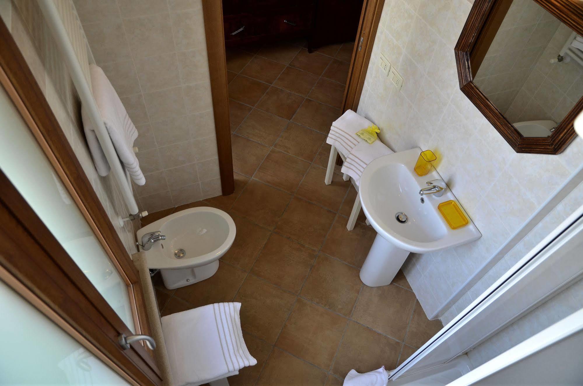 9 Muse Bed And Breakfast Canneto sull'Oglio Екстериор снимка