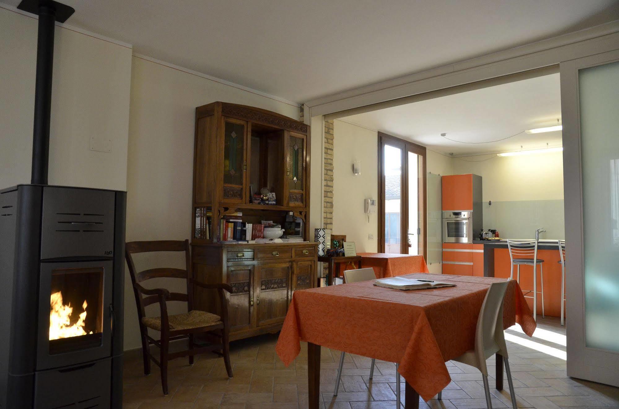 9 Muse Bed And Breakfast Canneto sull'Oglio Екстериор снимка